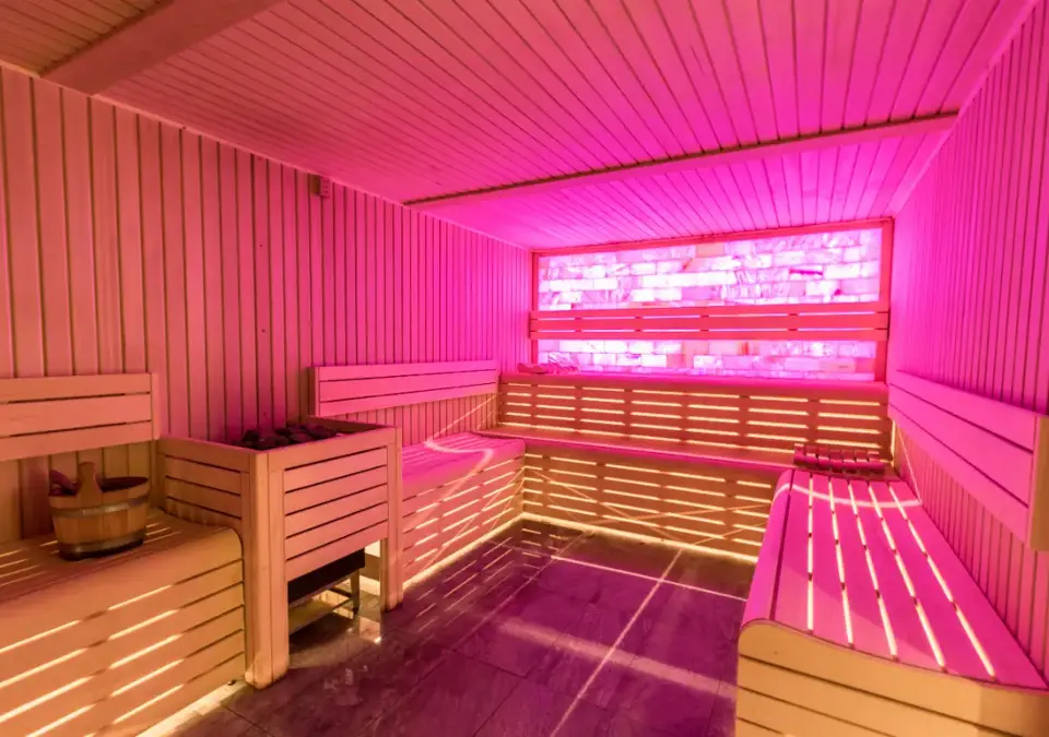 Chalet Altitude - Arc 2000 - Spa area (5).webp