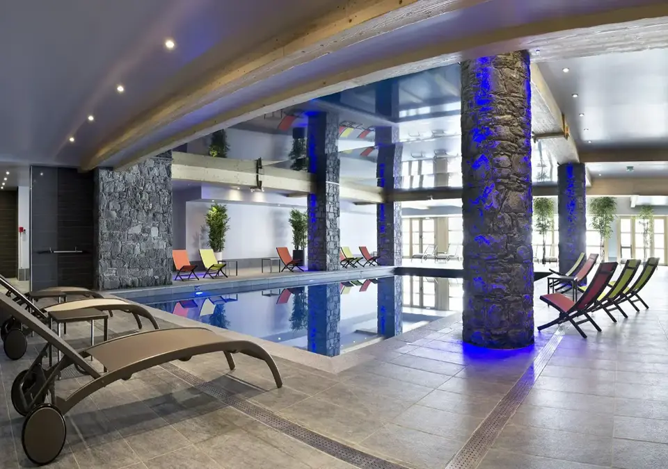 Le Cristal de l'Alpe-Alpe d'Huez-Indoor pool (2).webp