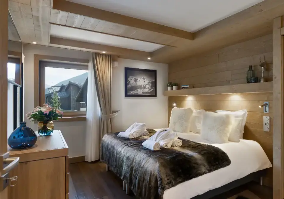 Annapurna (B203-3 bed 8STD), Les Gets (self catered apartments) OPT (7).jpg
