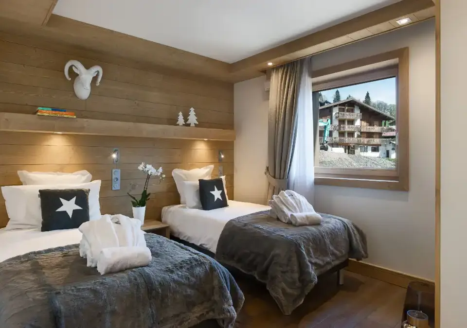 Annapurna (B203-3 bed 8STD), Les Gets (self catered apartments) OPT (9).jpg