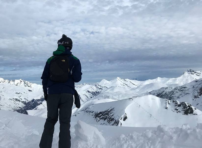 ski in les 2 alpes.png