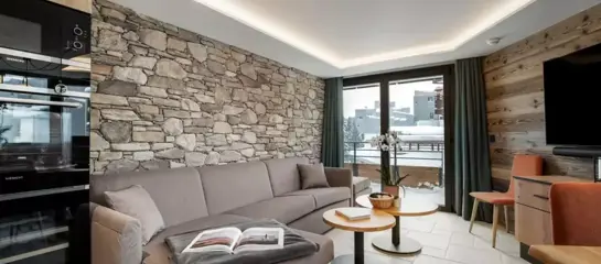 Quartz 203 – 4 bedroom duplex apartment sleeping 8/10 (c.105m2):&nbsp;