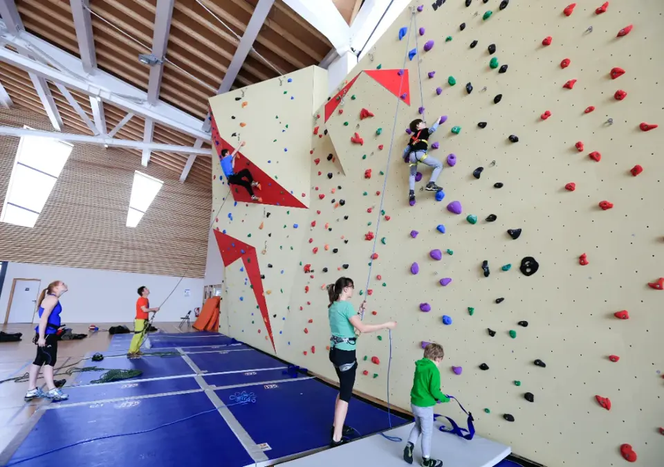 Les Saisies climbing wall.webp