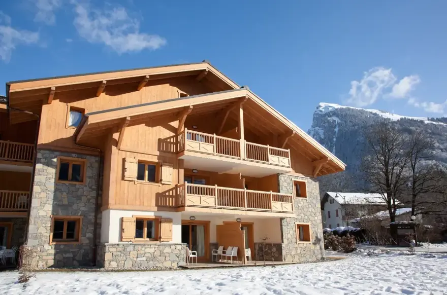 La Reine des Pres-Samoens (15).webp