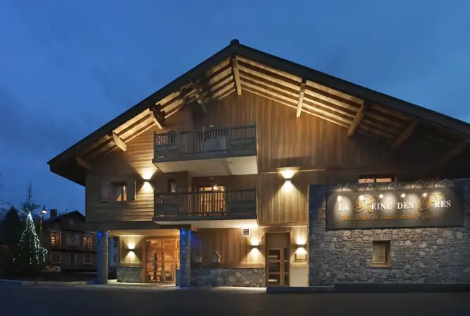 La Reine des Pres-Samoens (16).webp