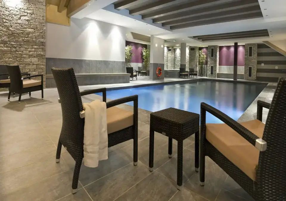 Chalet des Dolines-Montgenevre-Indoor pool.webp