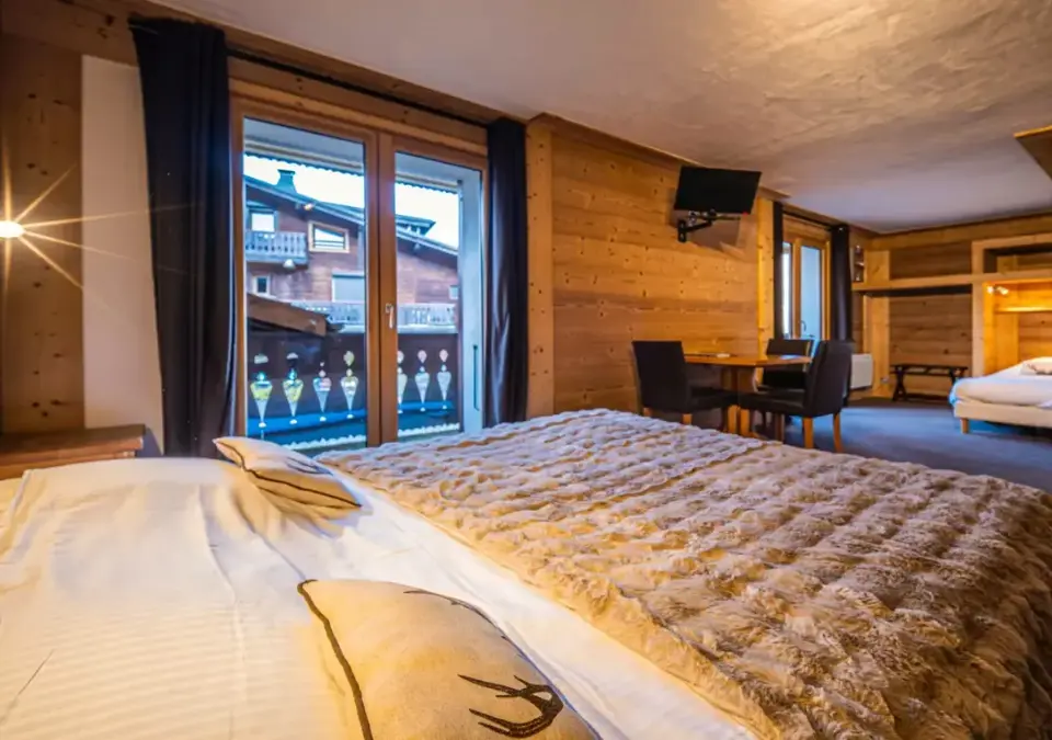 Hotel Le Cret-Morzine-Typical room (1).webp