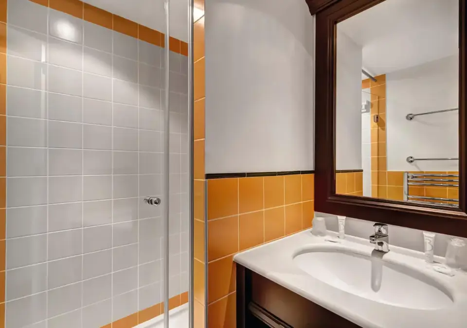 Les Cimes du Soleil-Avoriaz-Classic room (1).webp