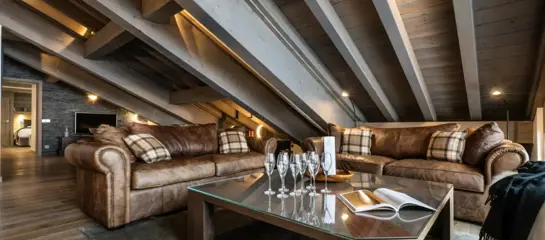 Paragon Penthouse -  4 bedroom duplex apartment c.158m2, sleeping 8: